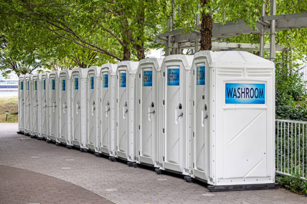 Porta potty delivery and setup in Weigelstown, PA